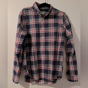 Express Men’s Button Down Longe Sleeve Fitted Shirt